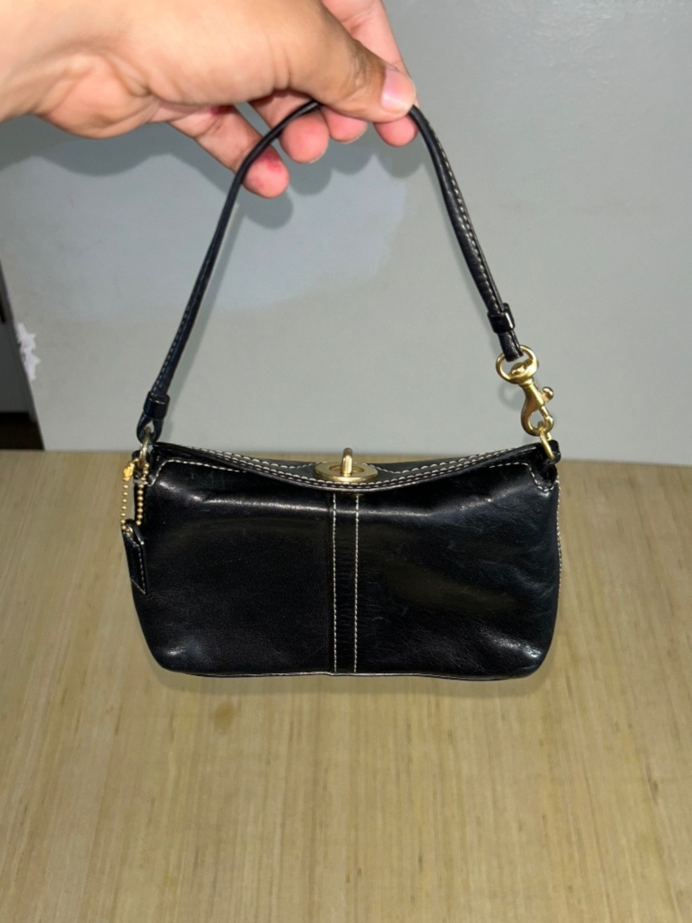 Vintage Coach Black leather Coach Mini Shoulder Bag Wristlet With Brass Hardware - Picture 2 of 9